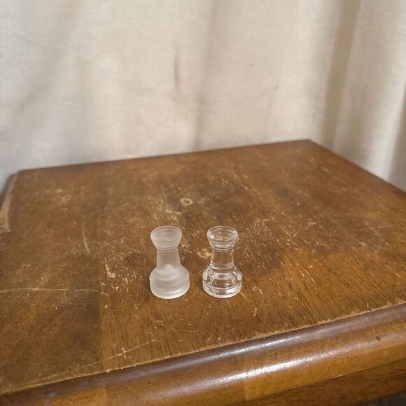 One Clear & One Frosted Rook Replacement Pieces Cardinal Glass Chess 1-3/8" - Picture 6 of 6